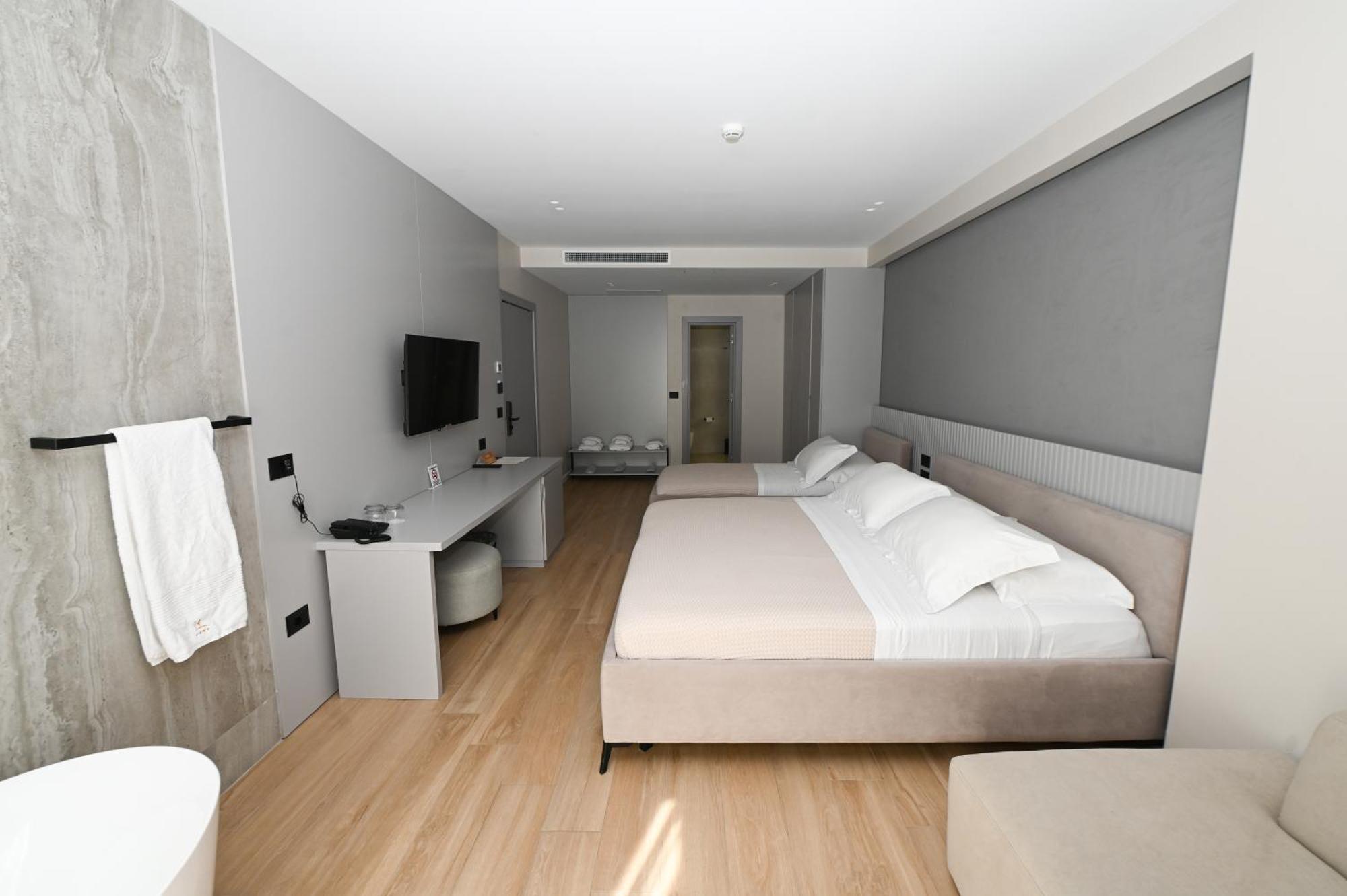 La Onda Hotel Durrës 外观 照片