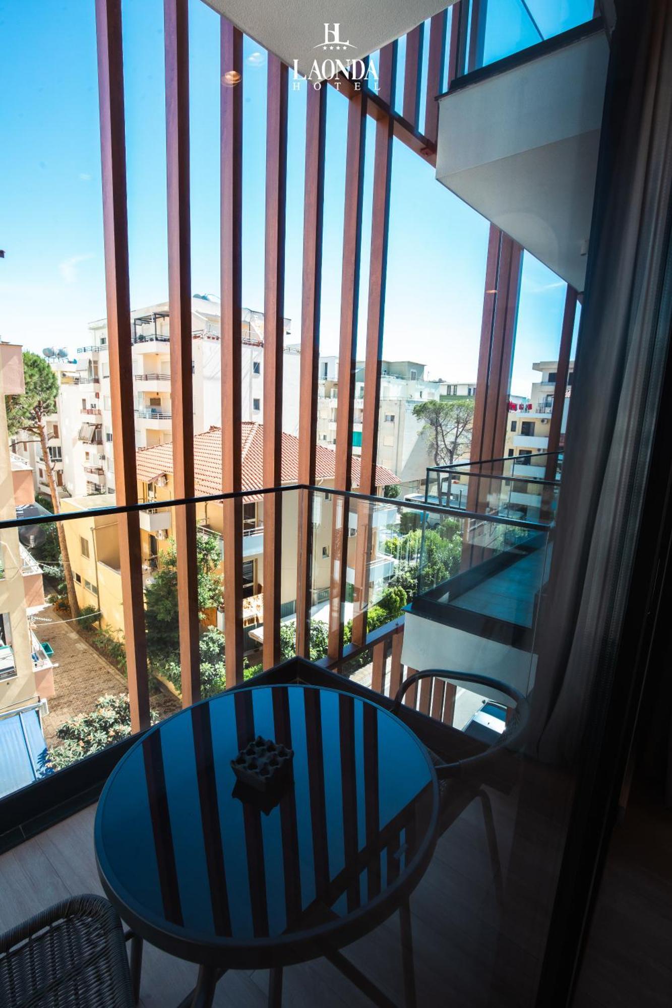 La Onda Hotel Durrës 外观 照片